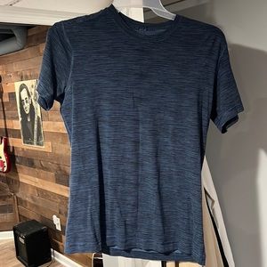 Lululemon Mens Workout Tee